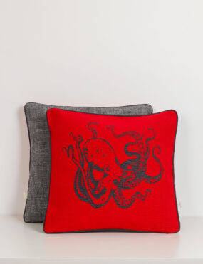 Dekoratyvinė pagalvėlė  „Aštunkojis“ raudonas